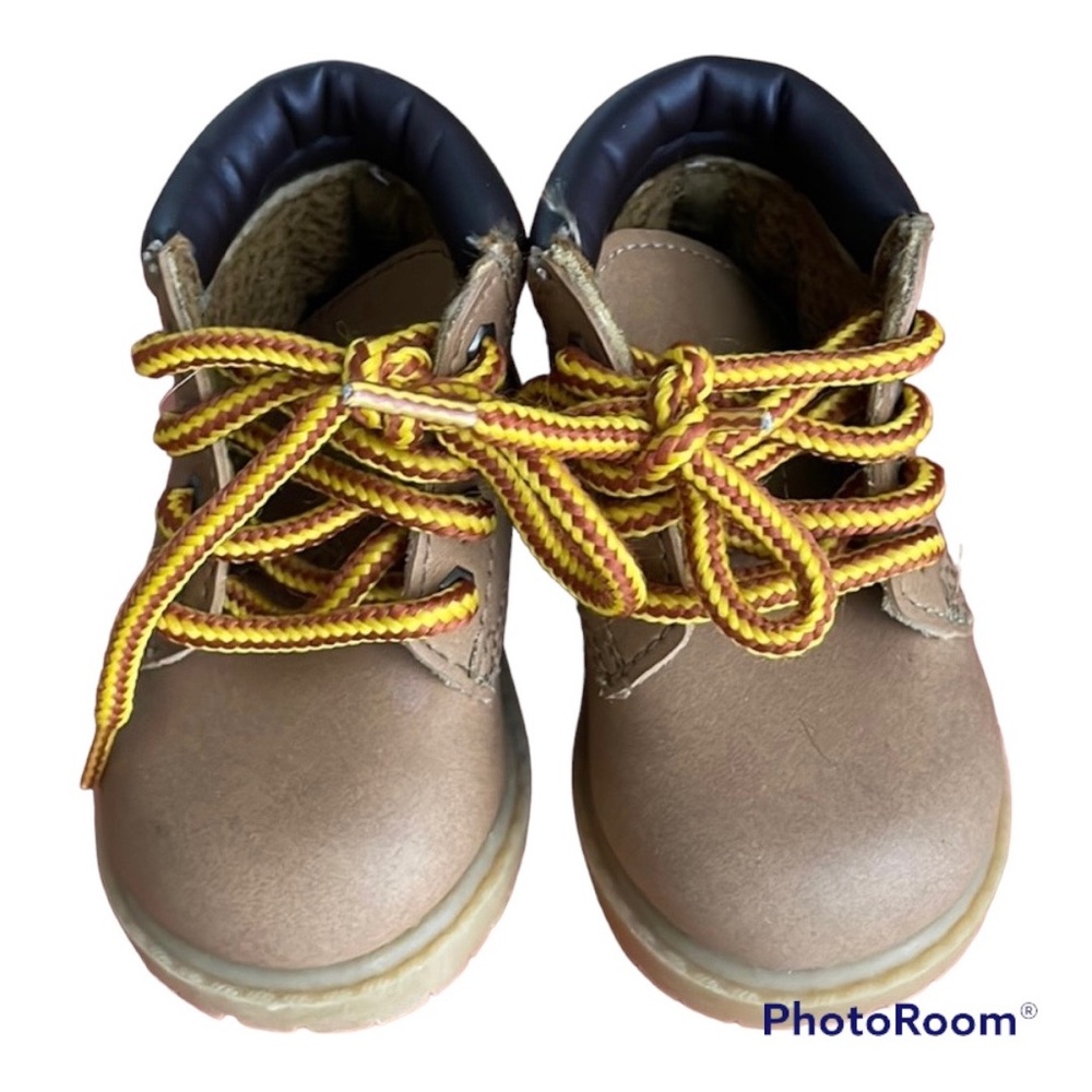 NWOT baby boots